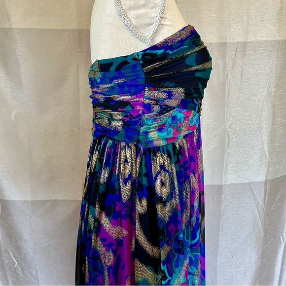 Nightway Strapless floor length dress - Picture 4 of 5